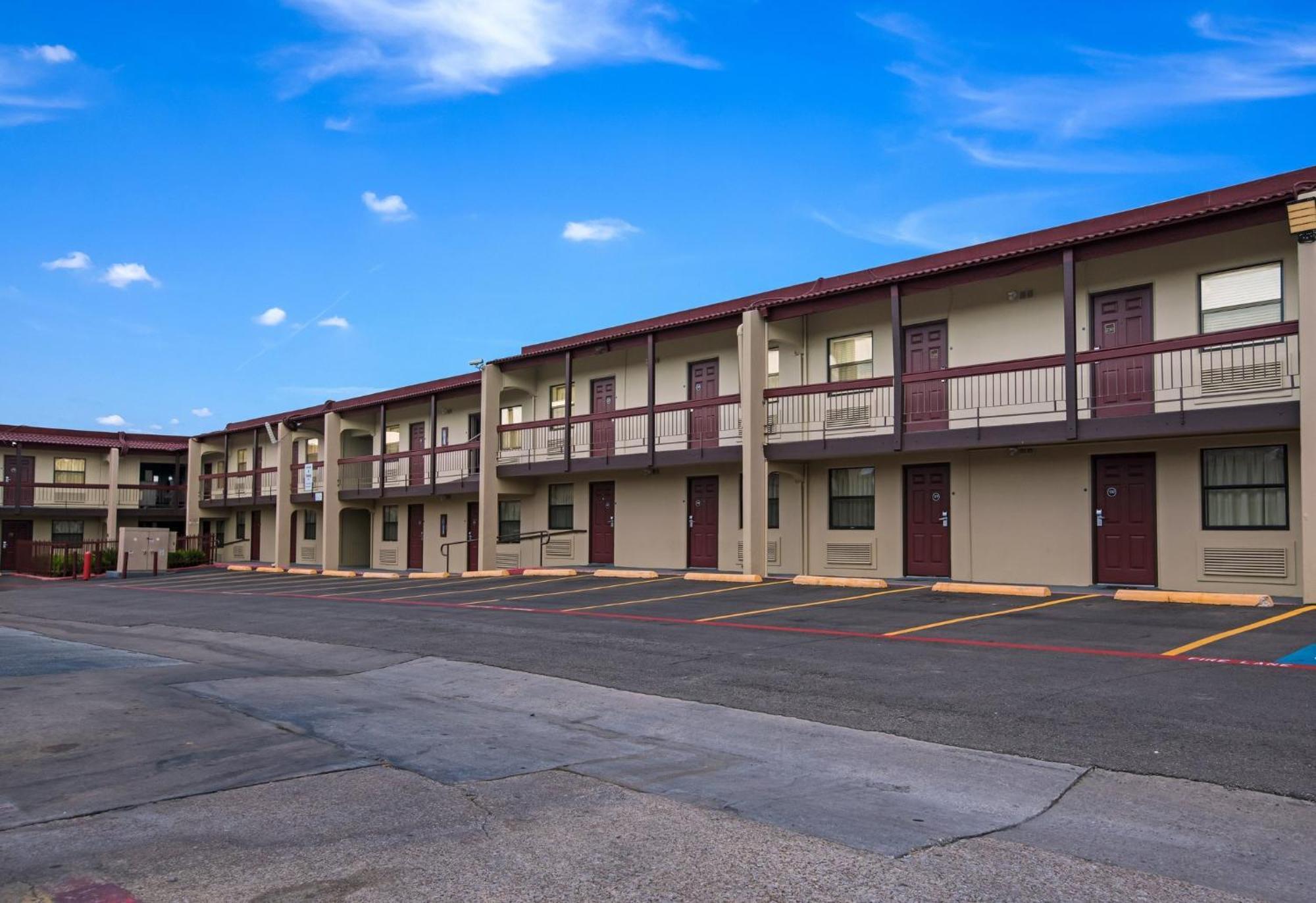 Red Roof Inn North Dallas - Park Central Luaran gambar