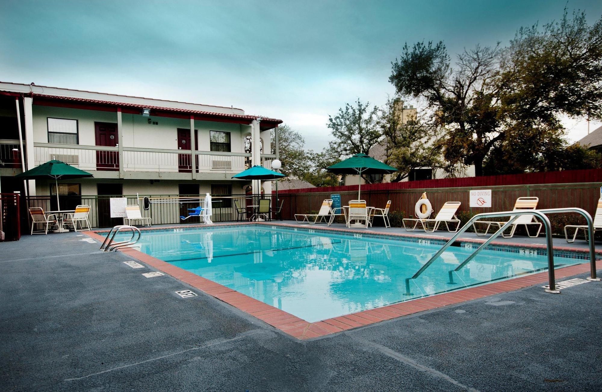 Red Roof Inn North Dallas - Park Central Luaran gambar